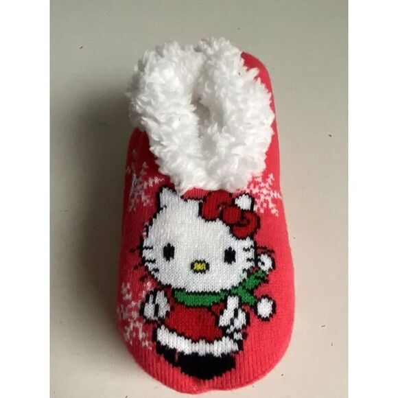 Sanrio Hello Kitty Christmas Slipper Socks Women’s Shoe Size 4-10  Faux Fur NEW - Picture 9 of 11